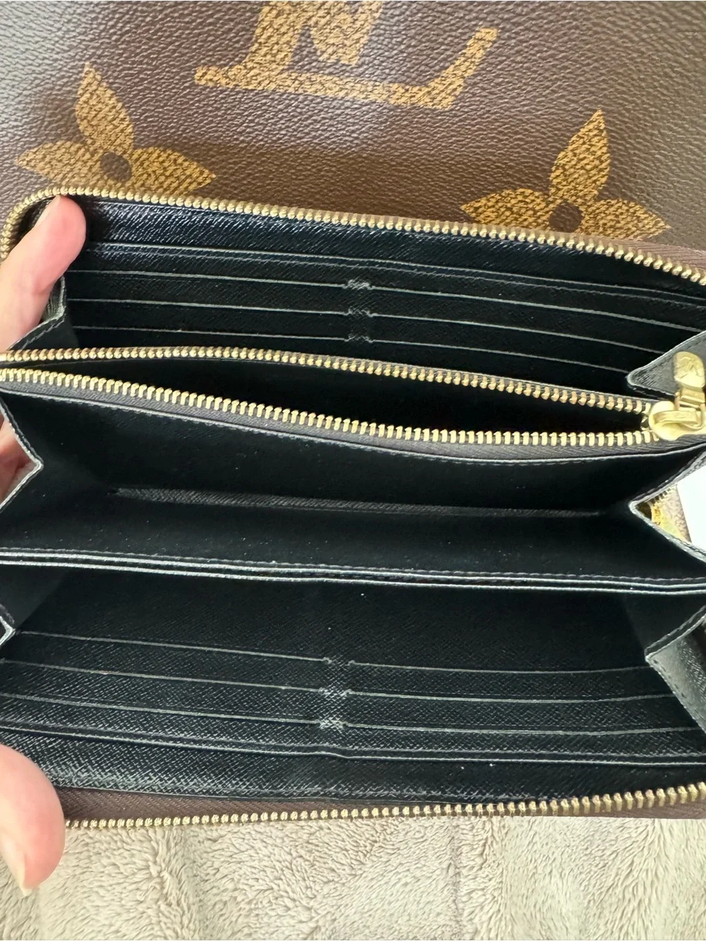 Louis Vuitton On the Go GM with Matching Wallet